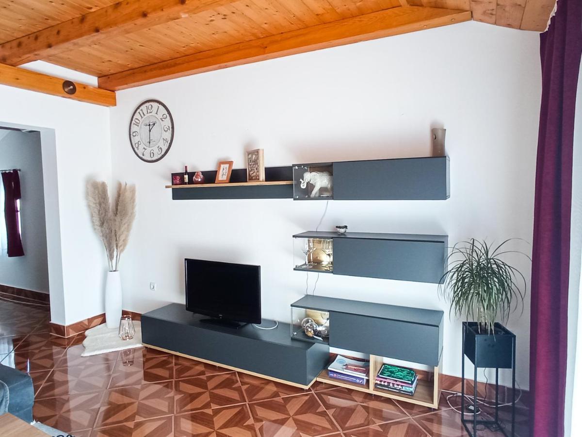 Apartment Aleksandra Malinska Eksteriør billede