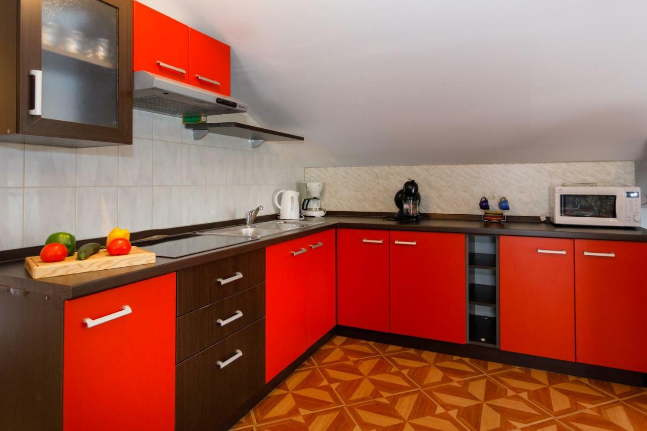 Apartment Aleksandra Malinska Eksteriør billede